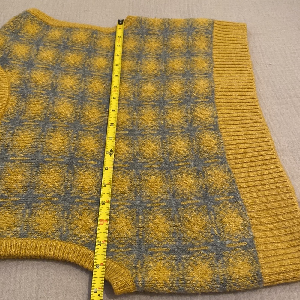 Zara Mustard and Gray Knit Sweater Vest . Style 4760/100/305 Size S - Picture 5 of 7